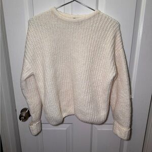 NWOT Wild Fable Cozy White Crew Neck Sweater